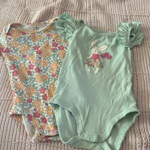 Floral and Bunny Print Kids Bodysuit Set